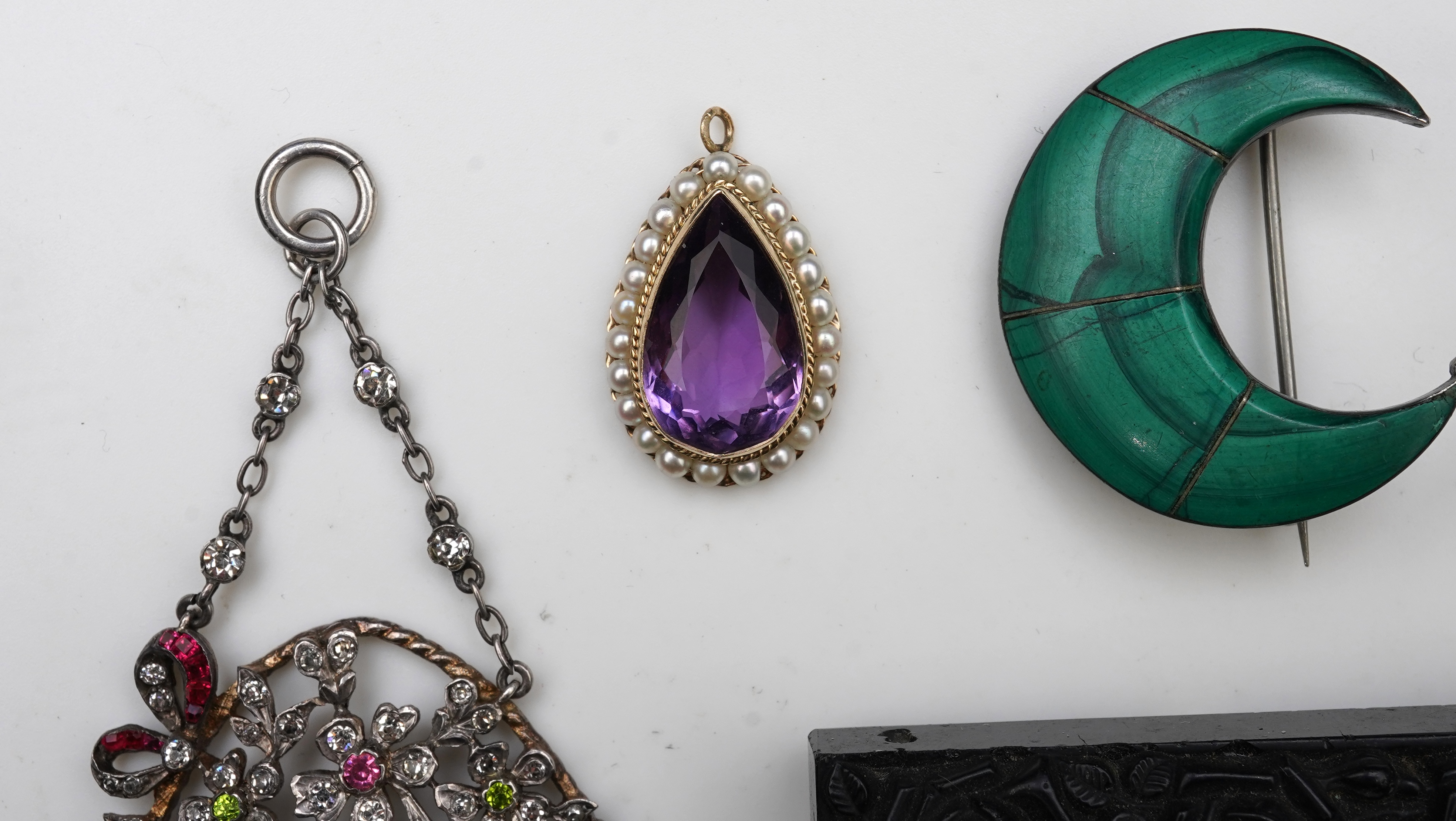 A collection of jewels including a diamond ring, late 19th/early 20th century